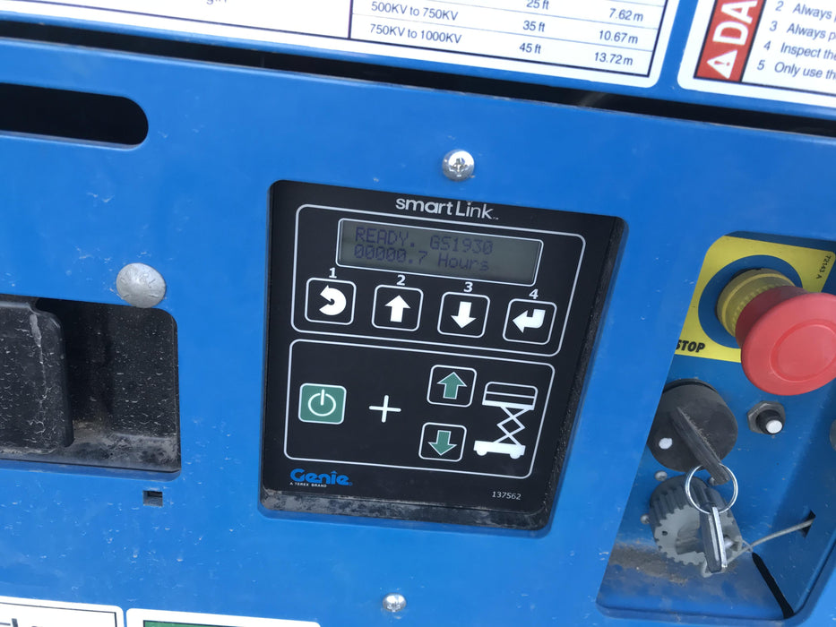 2019 Genie GS-1930 Fixed rails with chain Entry