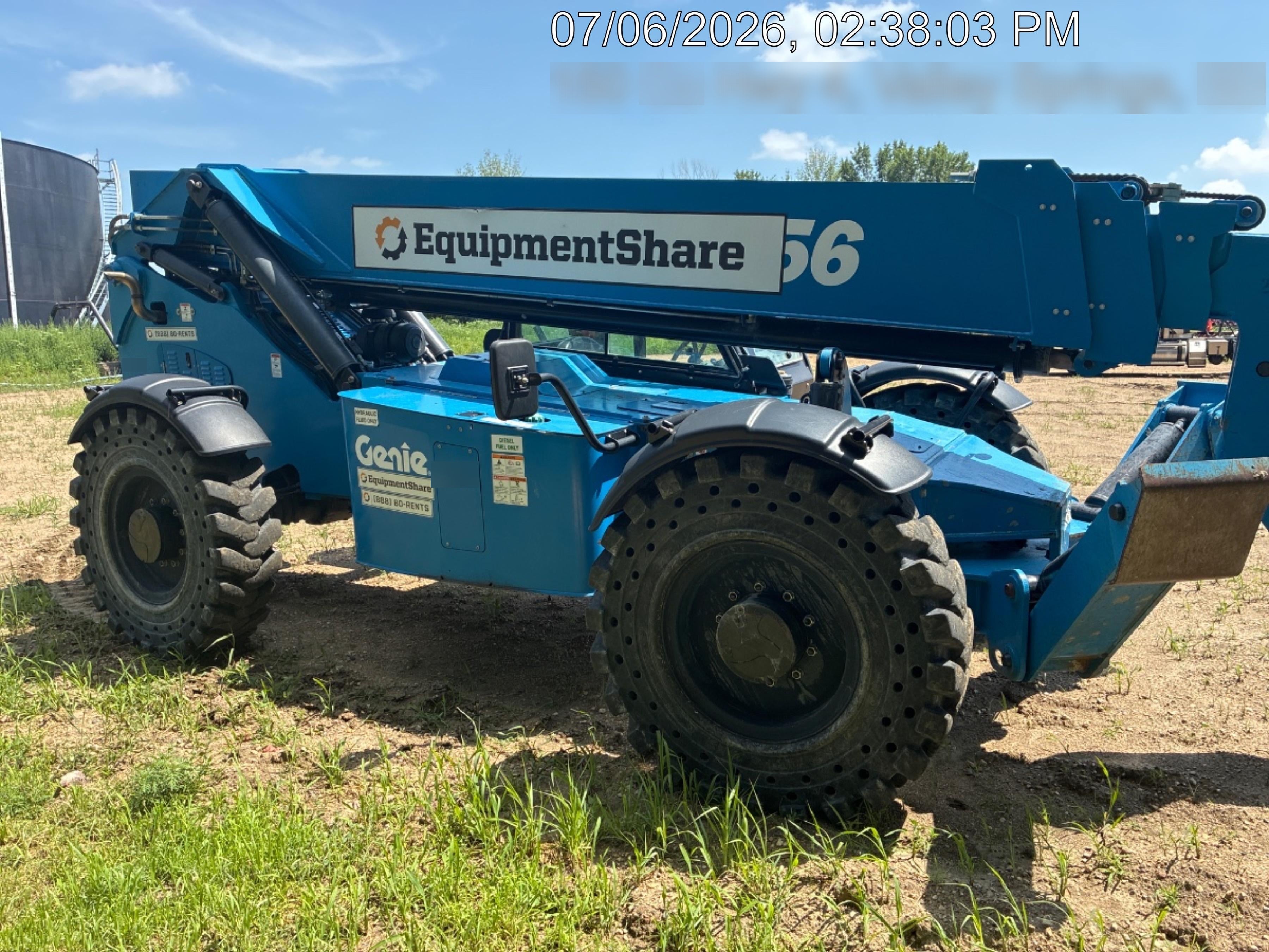 2018 Genie GTH-1056 Genie GTH-1056 w/Enclosed Cab w/HVAC, Work Lights, Solid Tires, Beacon, 60" Carriage and Forks