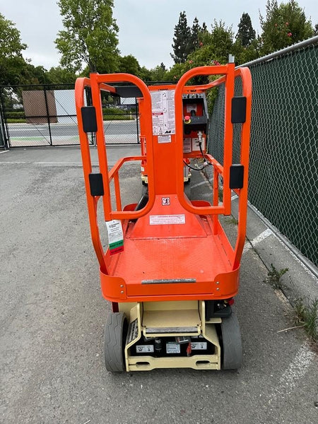 2024 JLG 1230ES