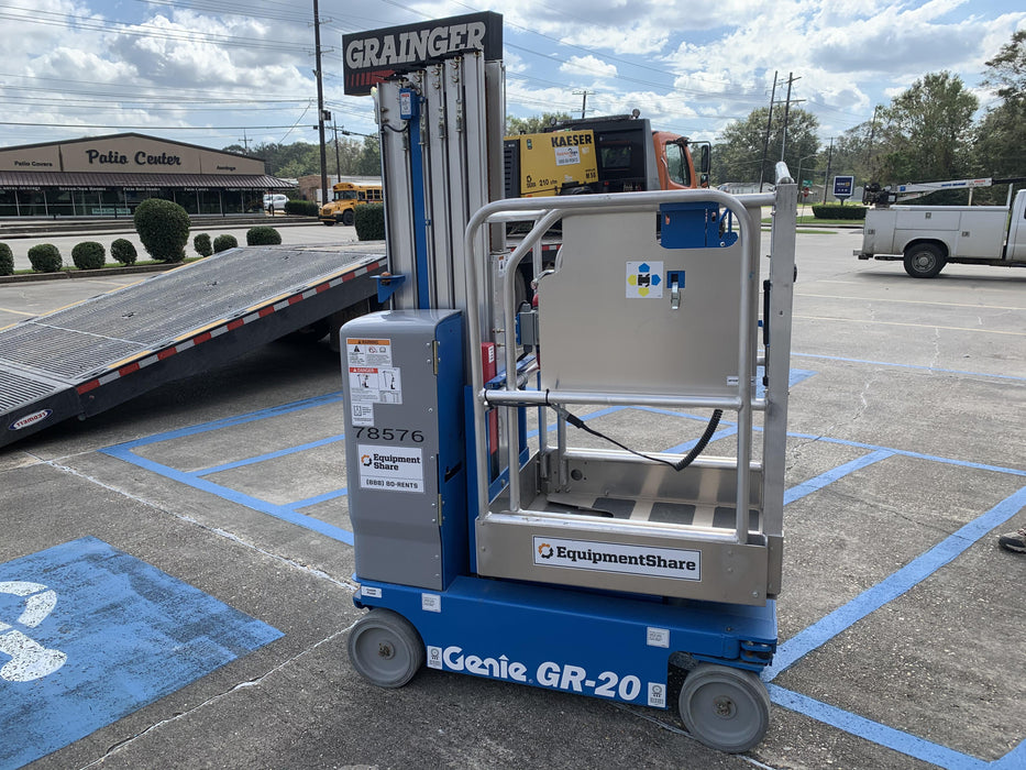 2020 GENIE GR-20
