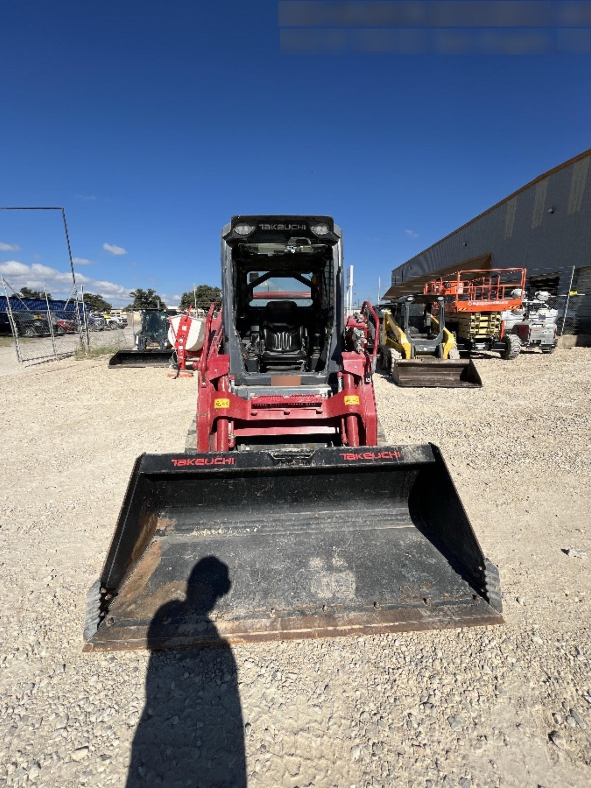 2024 TAKEUCHI TL10V2-CR
