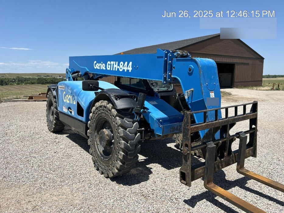2018 Genie GTH-844 Genie GTH-844 w/Enclosed Cab w/HVAC, Work Lights, Solid Tires, Beacon, 60" Carriage and Forks