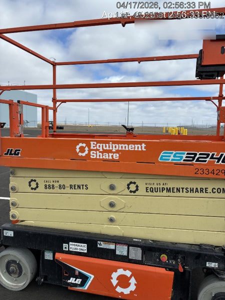 2022 JLG ES3246