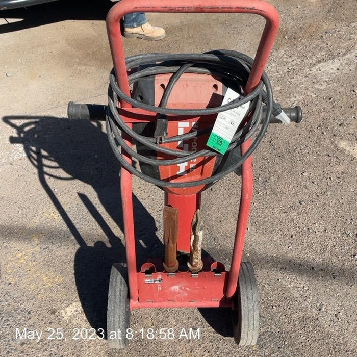 2020 HILTI TE 3000-AVR