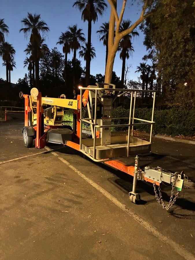 2022 JLG T500J
