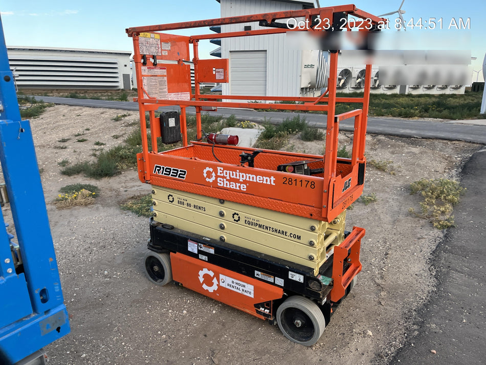 2022 JLG R1932