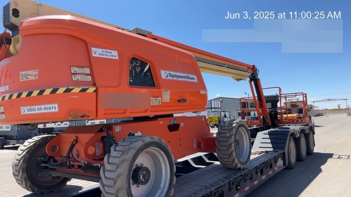 2021 JLG 660SJ