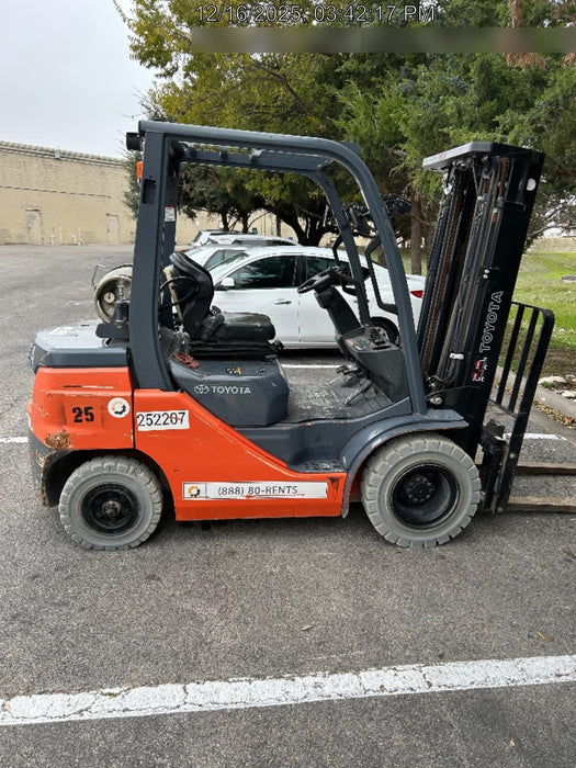 2022 TOYOTA 50-8FGU25