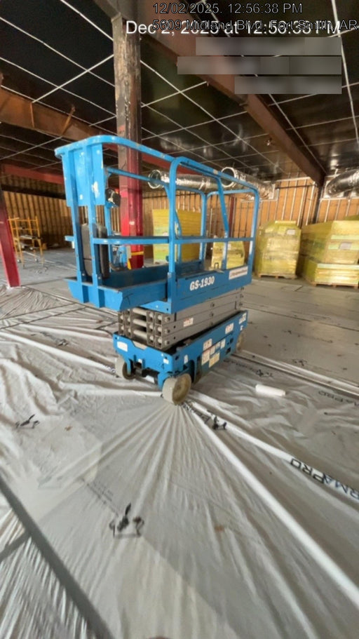 2019 Genie GS-1930 Fixed rails with chain Entry