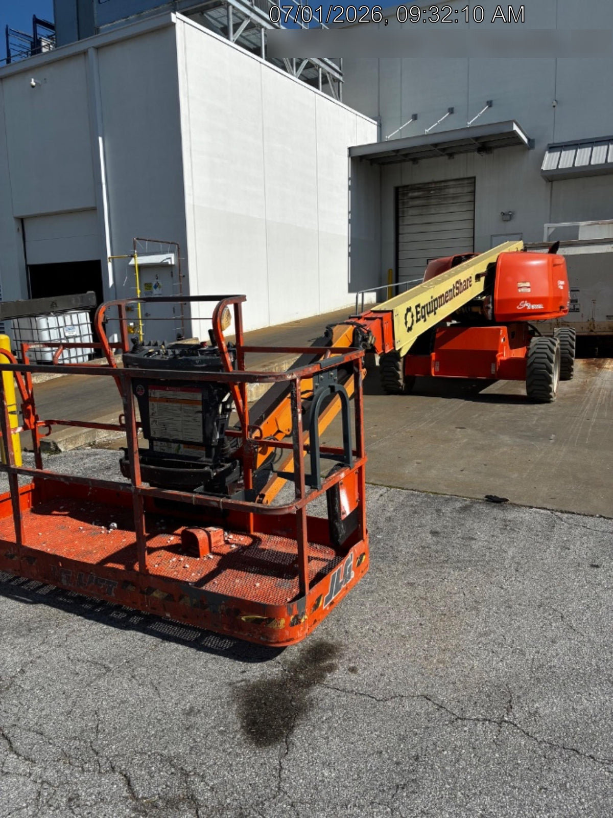 2022 JLG 660SJ