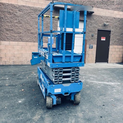 2020 Genie GS-1930 Solid Non Marking Tires, Beacon, Folding rails with half height swing gate, 800W Inverter