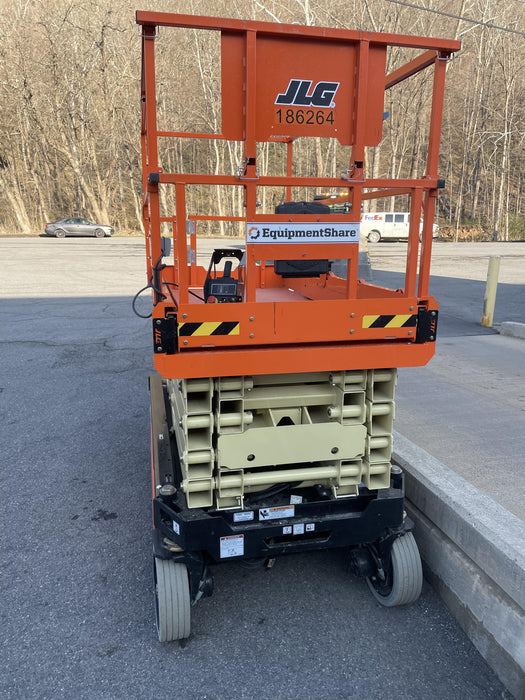 2021 JLG R3246