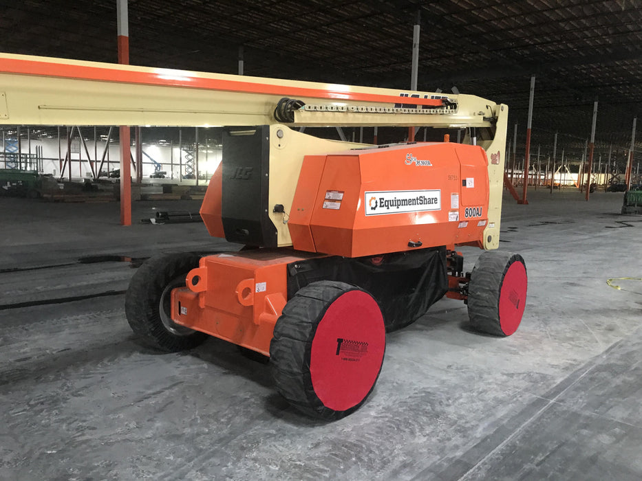 2020 JLG 800AJ