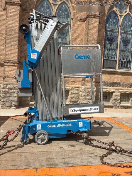 2020 GENIE AWP-30S