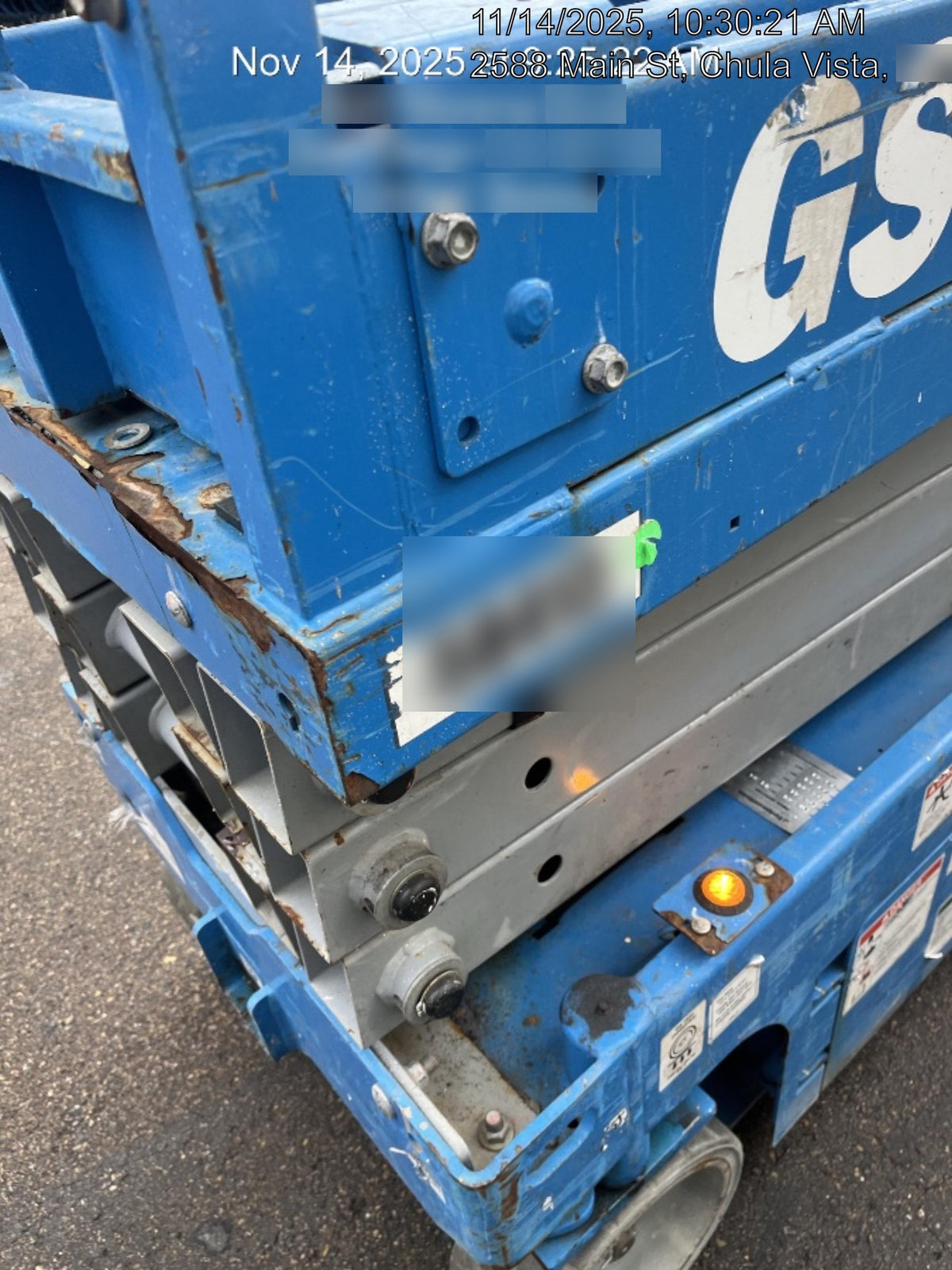 2019 Genie GS-1930 Half Height Swing Gate, 800W Inverter