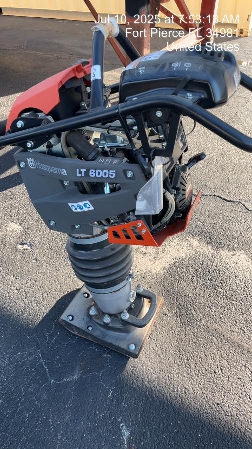 2024 HUSQVARNA LT6005