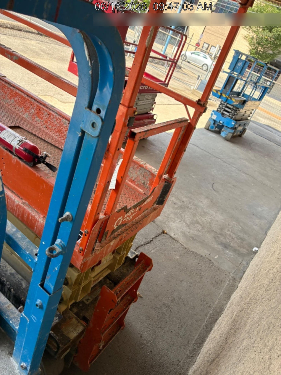 2022 JLG ES2632