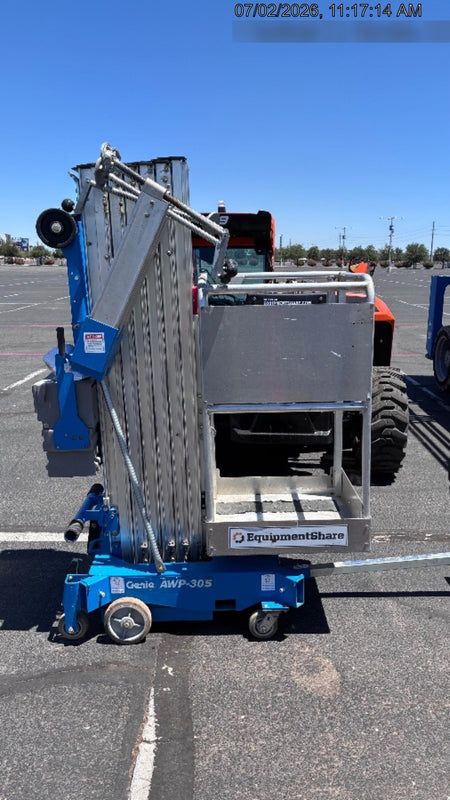 2019 GENIE AWP-30S