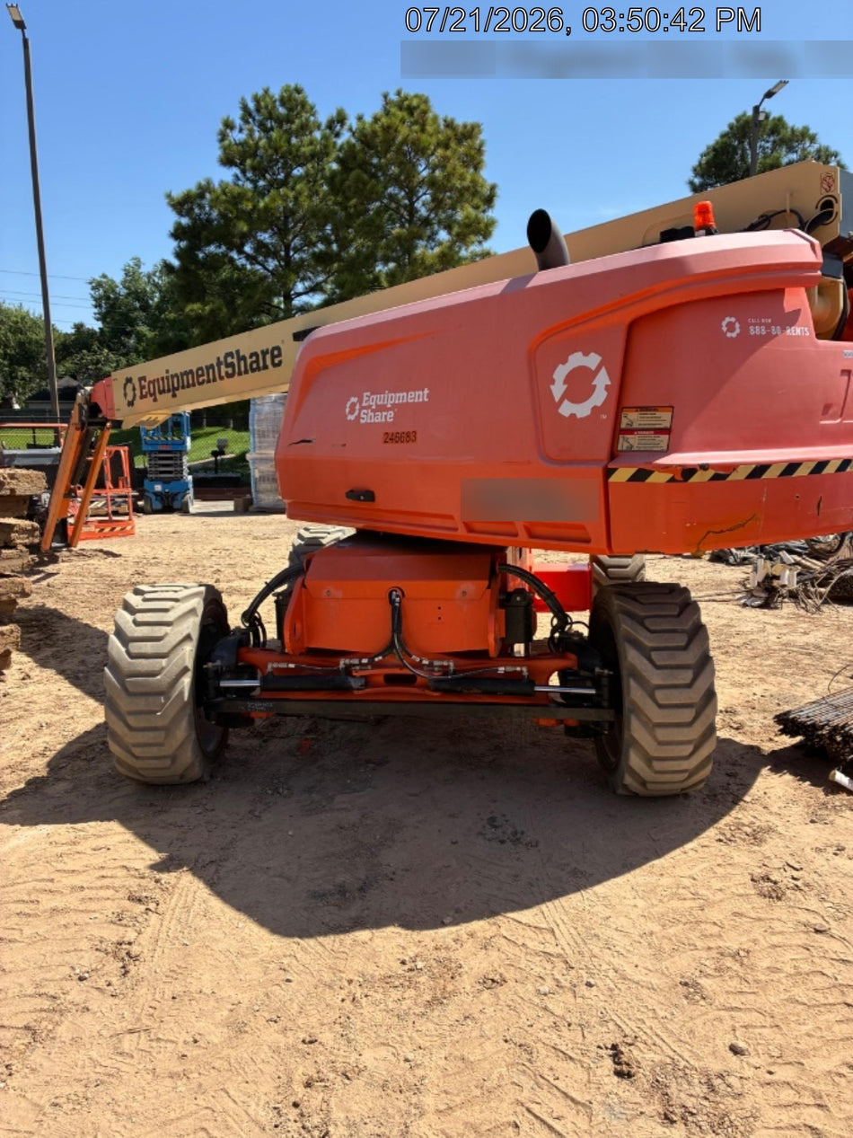 2022 JLG 660SJ