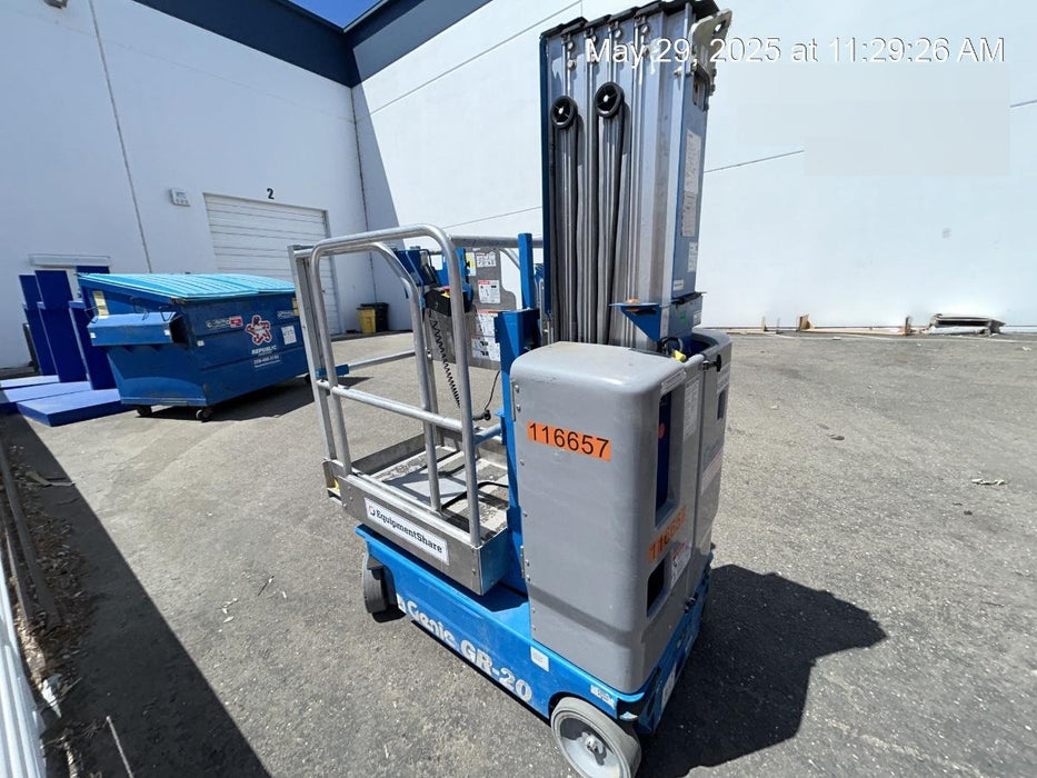 2020 GENIE GR-20