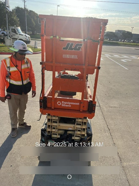 2022 JLG R1932