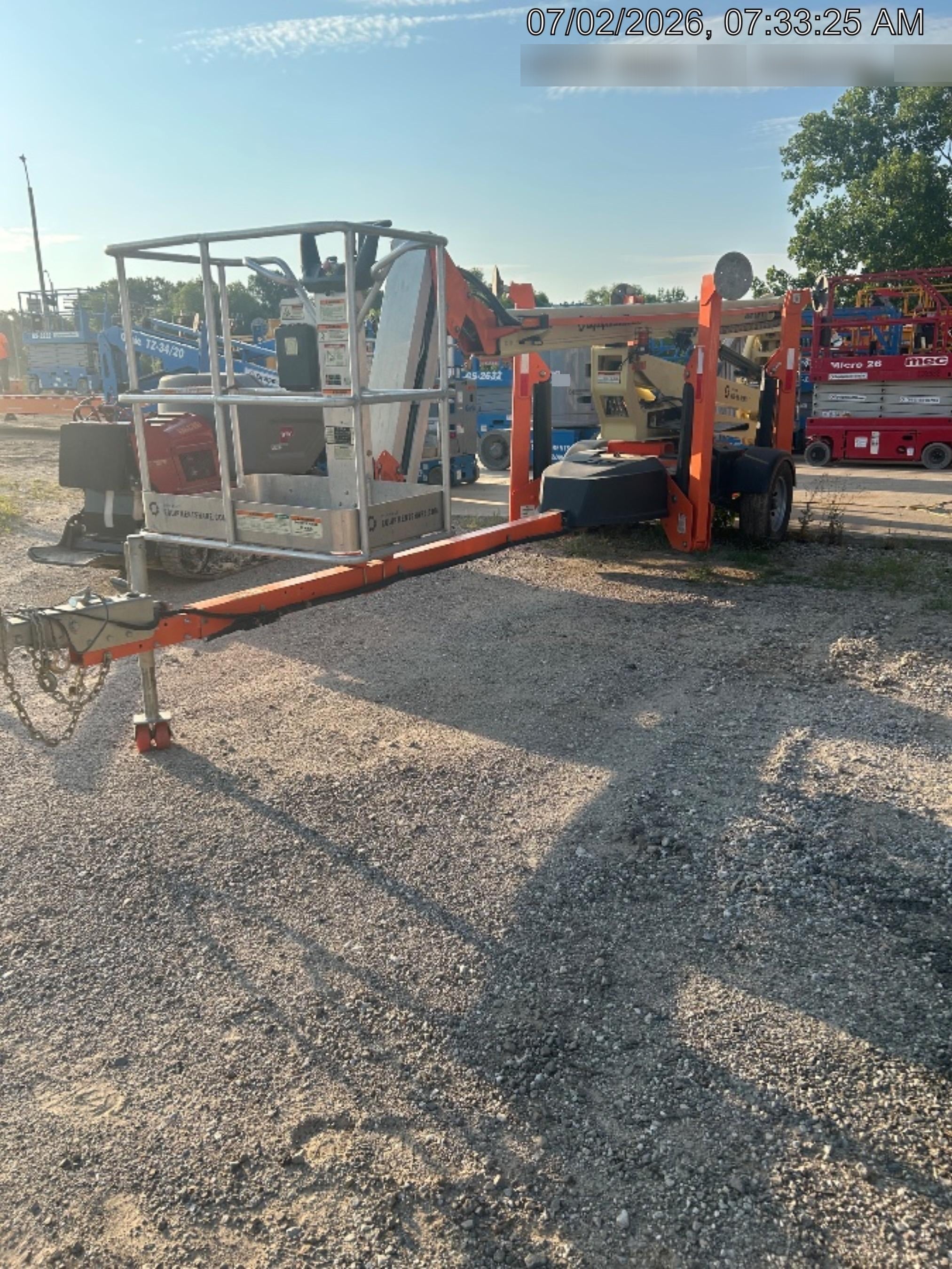 2023 JLG T500J