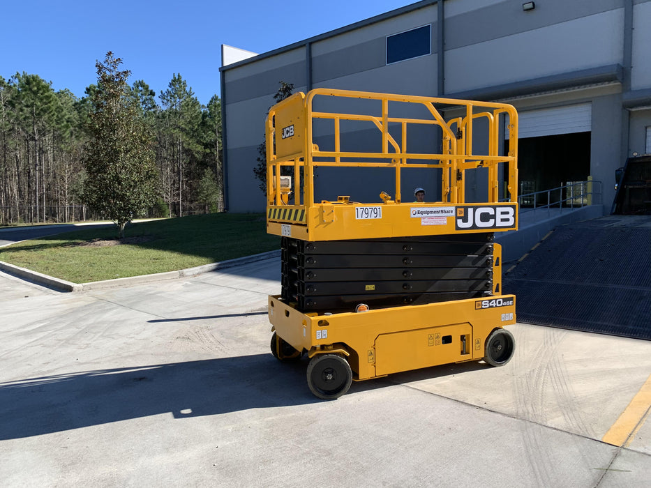 2021 JCB S4046E