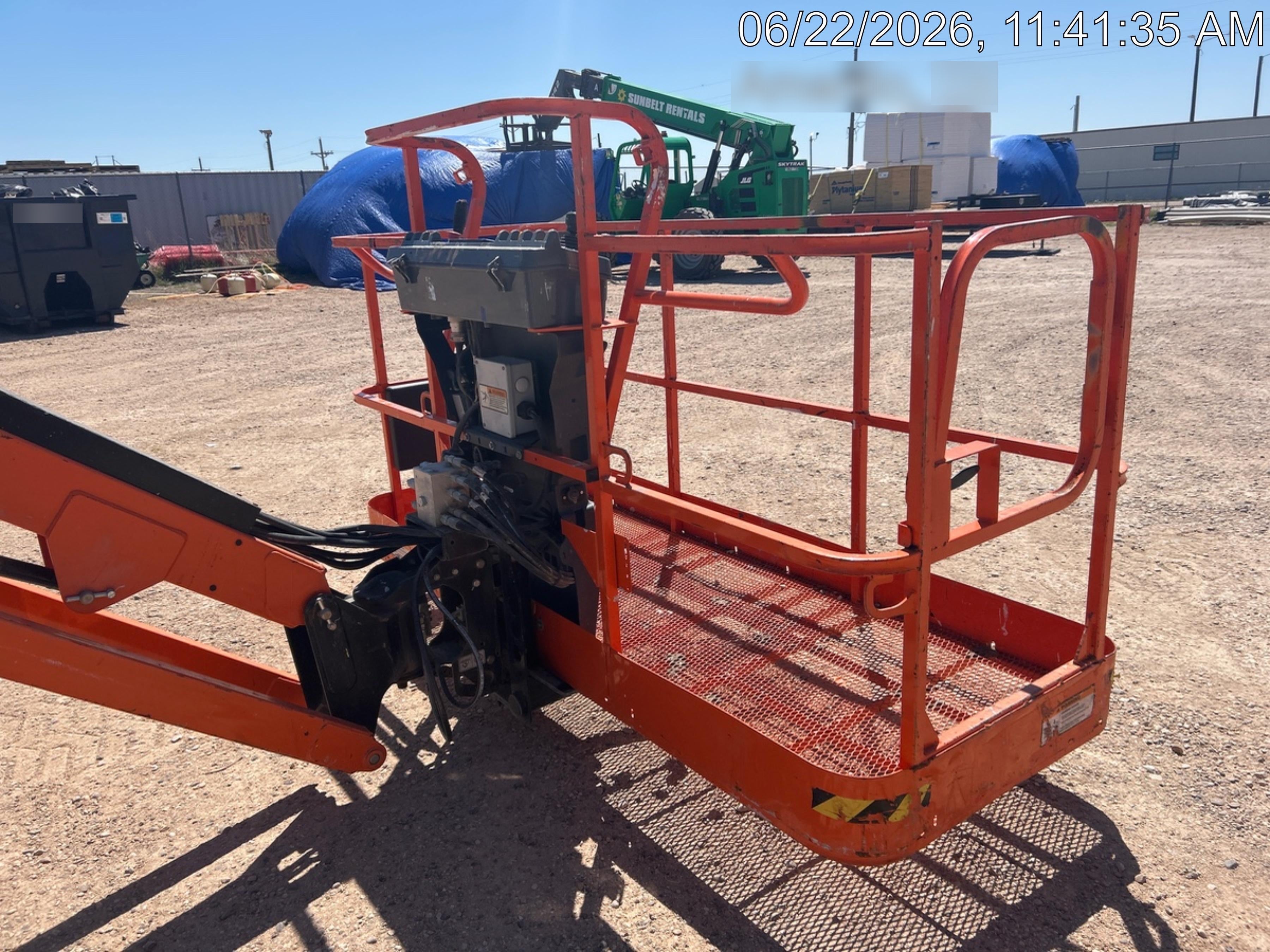 2021 JLG 600AJ