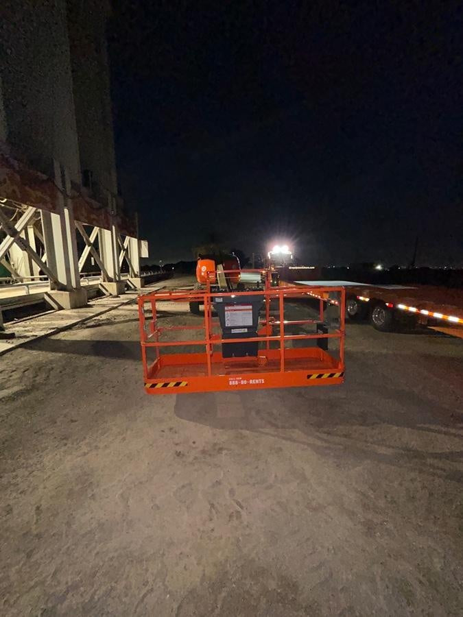 2025 JLG 460SJ