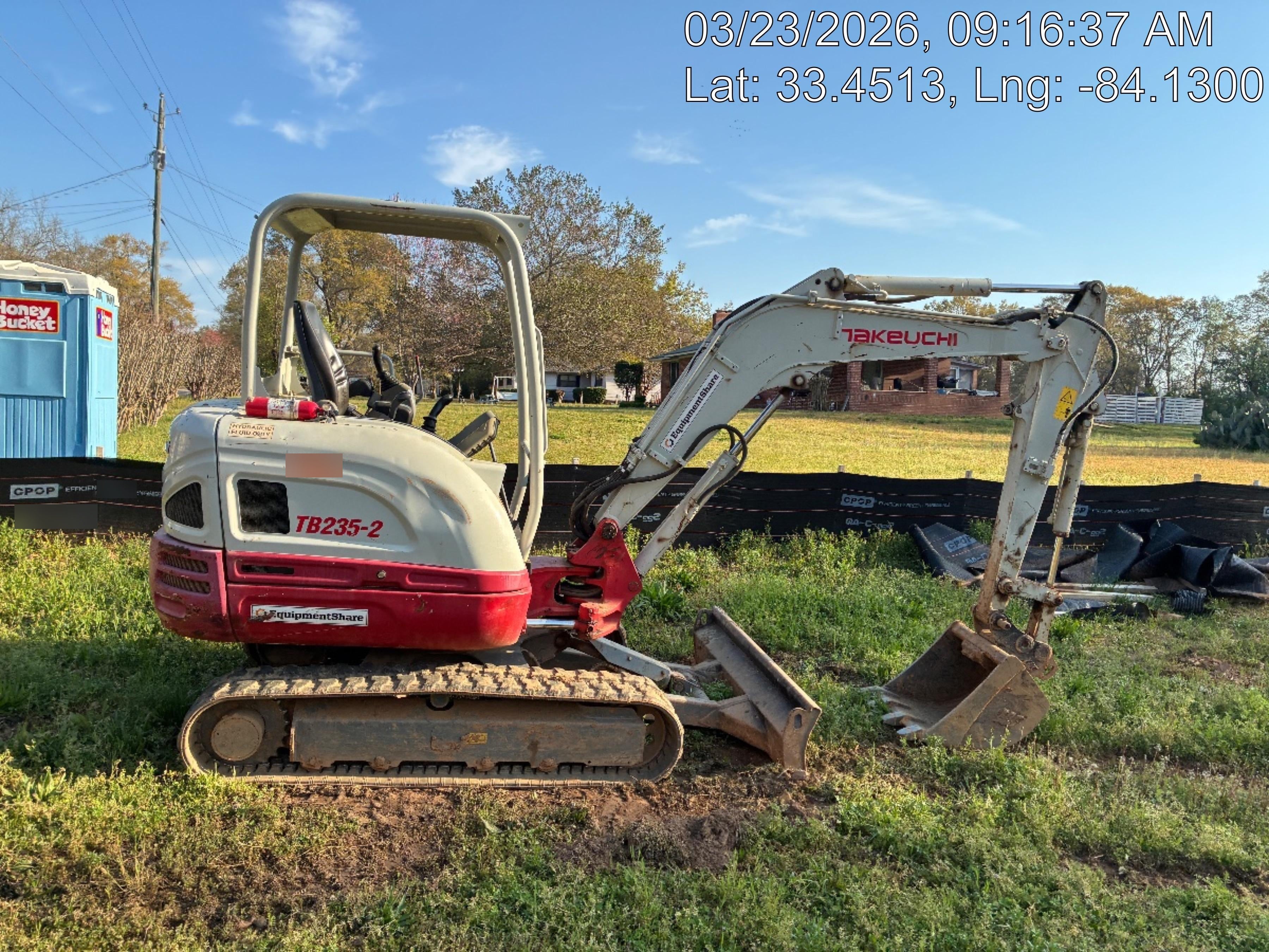 2020 TAKEUCHI TB235-2R