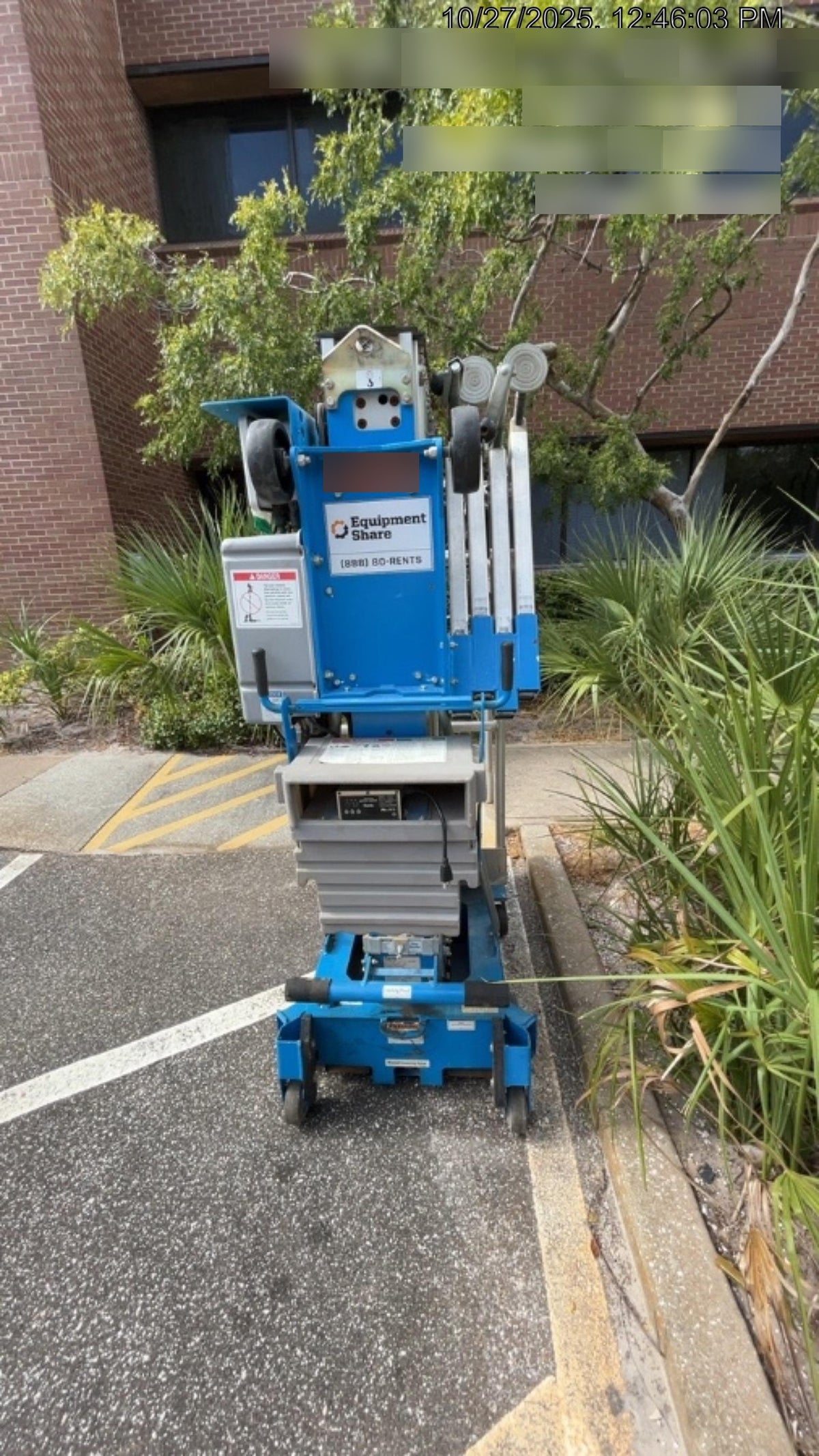 2019 GENIE AWP-30S