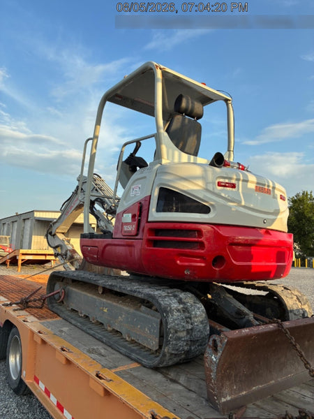 2021 TAKEUCHI TB250-2