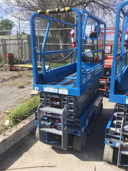 2018 Genie GS-1930 Genie GS-1930 Scissor Lift w/Standard Options