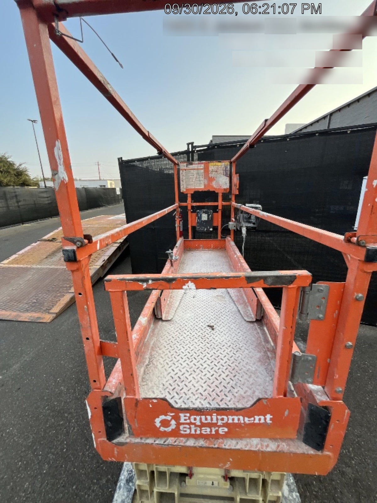 2022 JLG ES2632