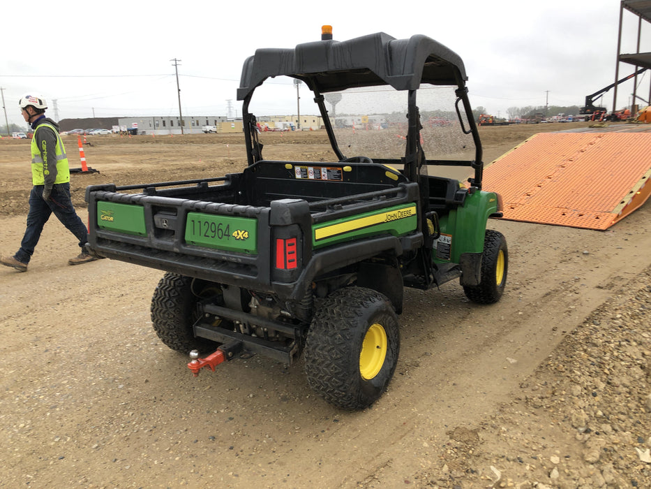 2020 JOHN DEERE 815E 2S