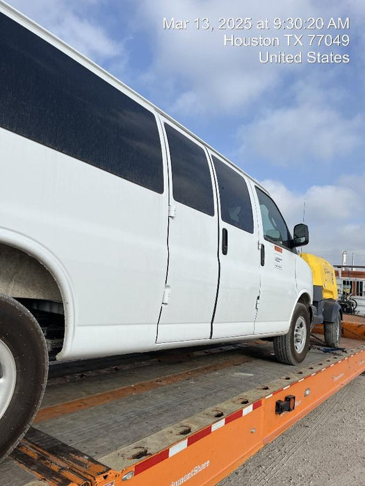 2025 CHEVROLET Express Van - Rental