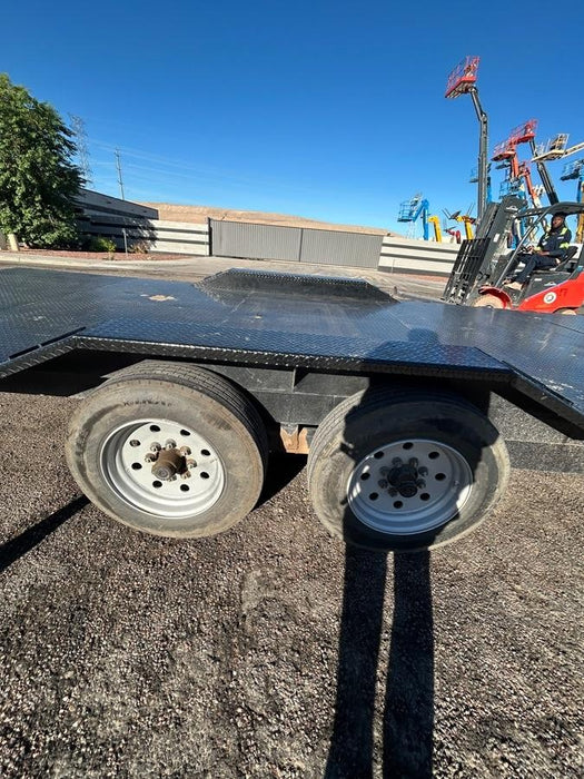 2025 TEXAS PRIDE TRAILERS 21' Lowboy Gravity Tilt Bed 14K Bumper Pull Trailer