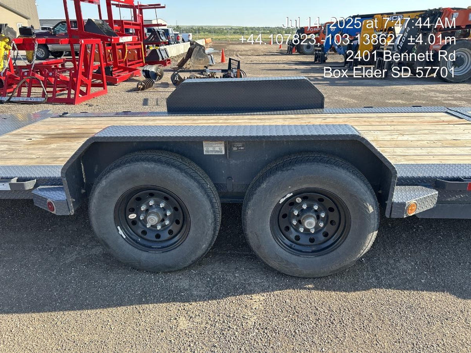 2024 IRONBULL 22' Tiltbed