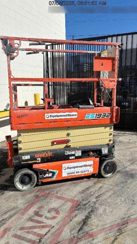 2022 JLG ES1932