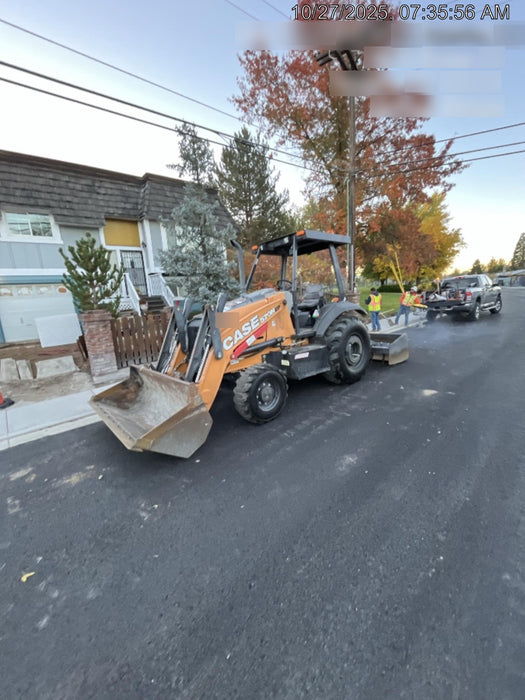 2019 Case 570N EP Canopy, 4WD, GP Front Bucket, Dual Tilt Cylinder, 84" Box Blade w/ Scarifier, Wheel Weights, Beacon