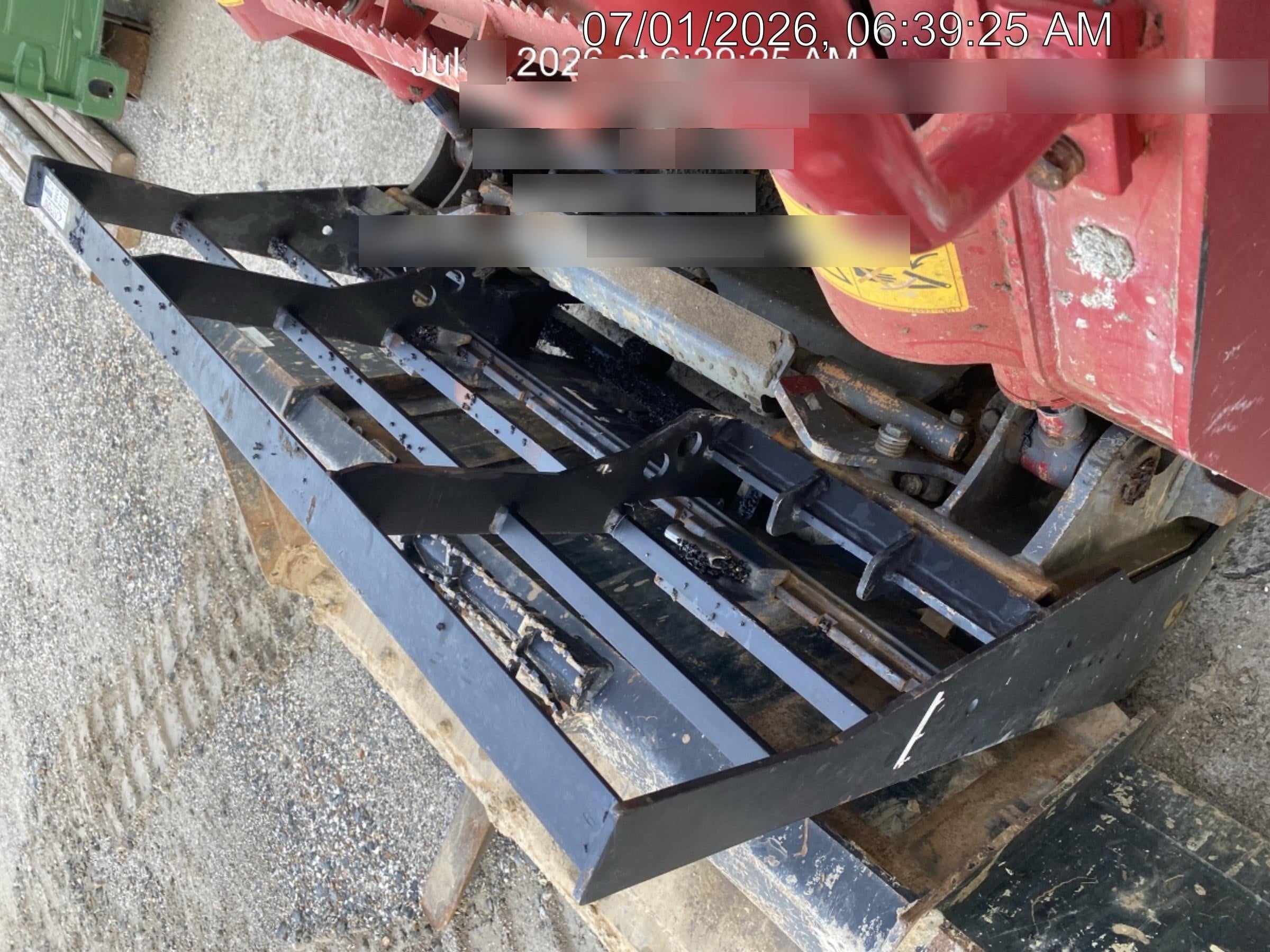 2025 ARROW MATERIAL HANDLING 48" Pallet Forks - Arrow
