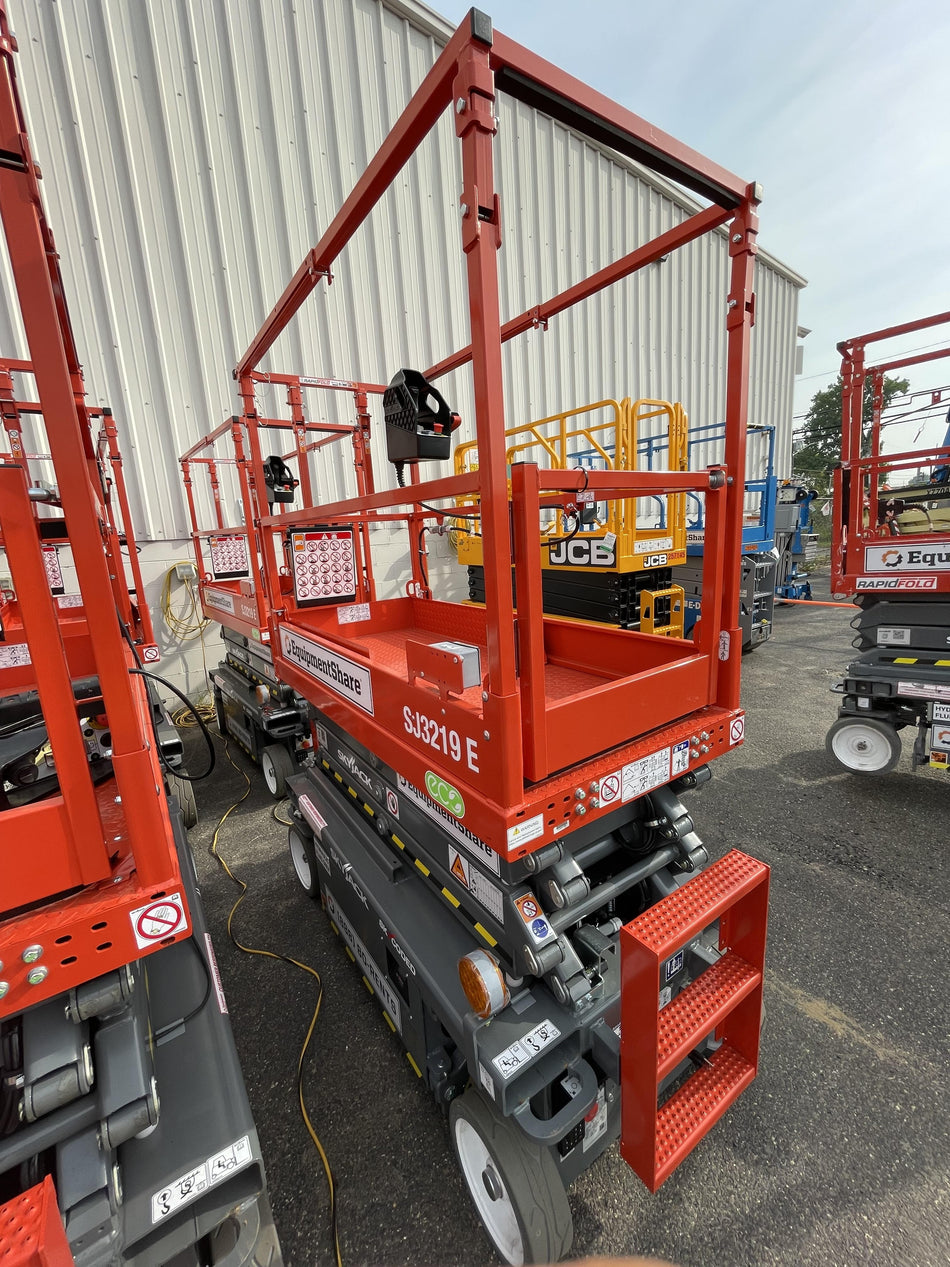 2023 SKYJACK SJ3219
