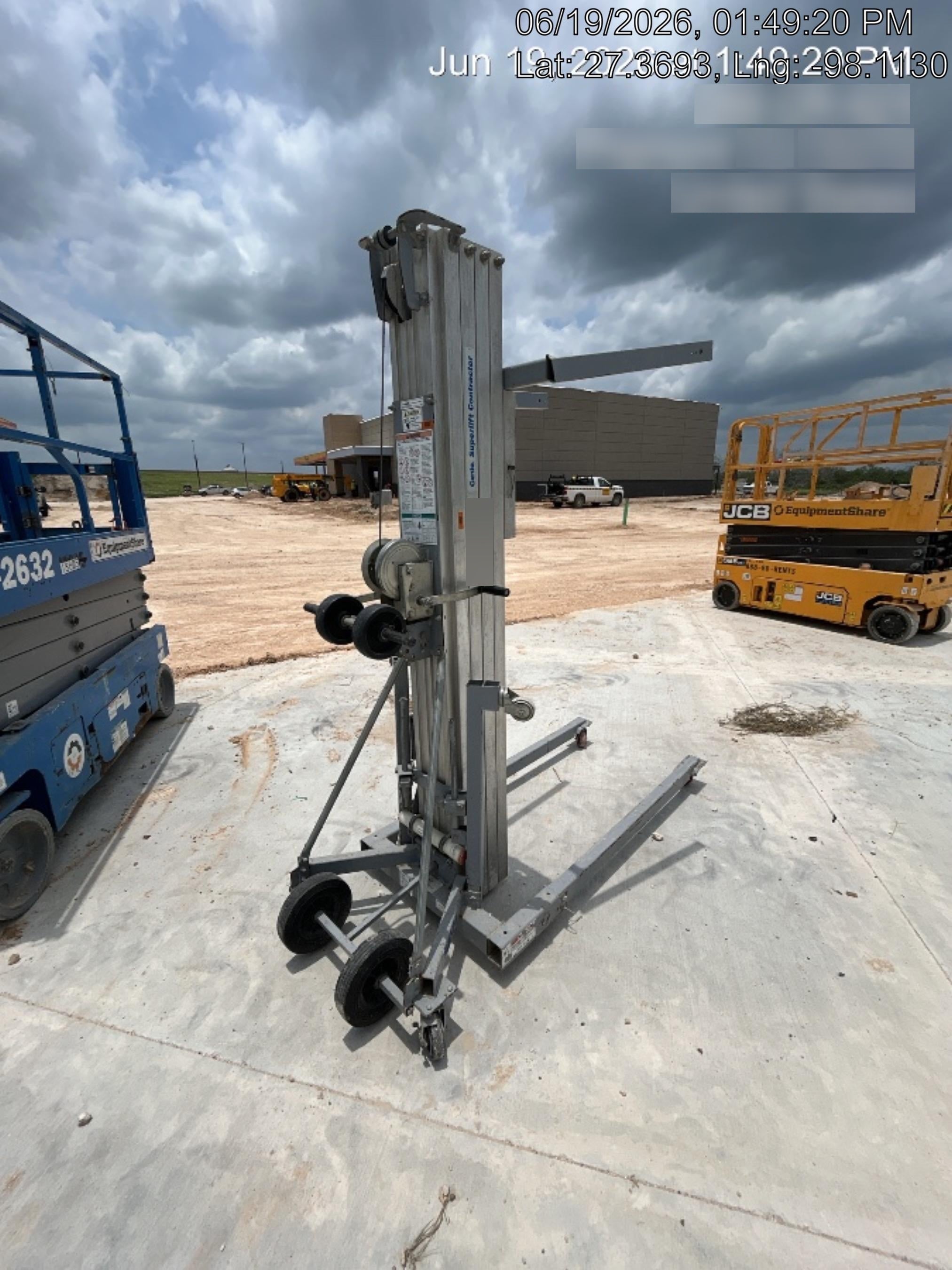 2019 GENIE SLC-24