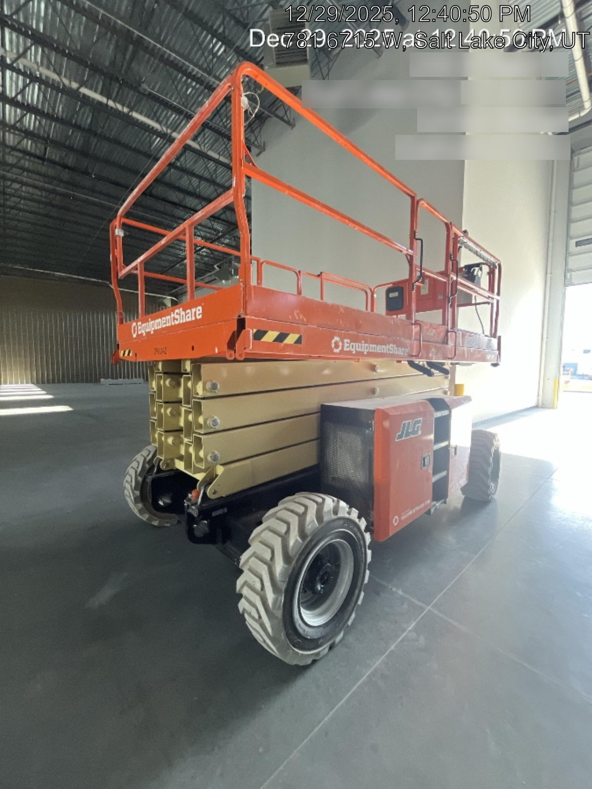2023 JLG RT4394