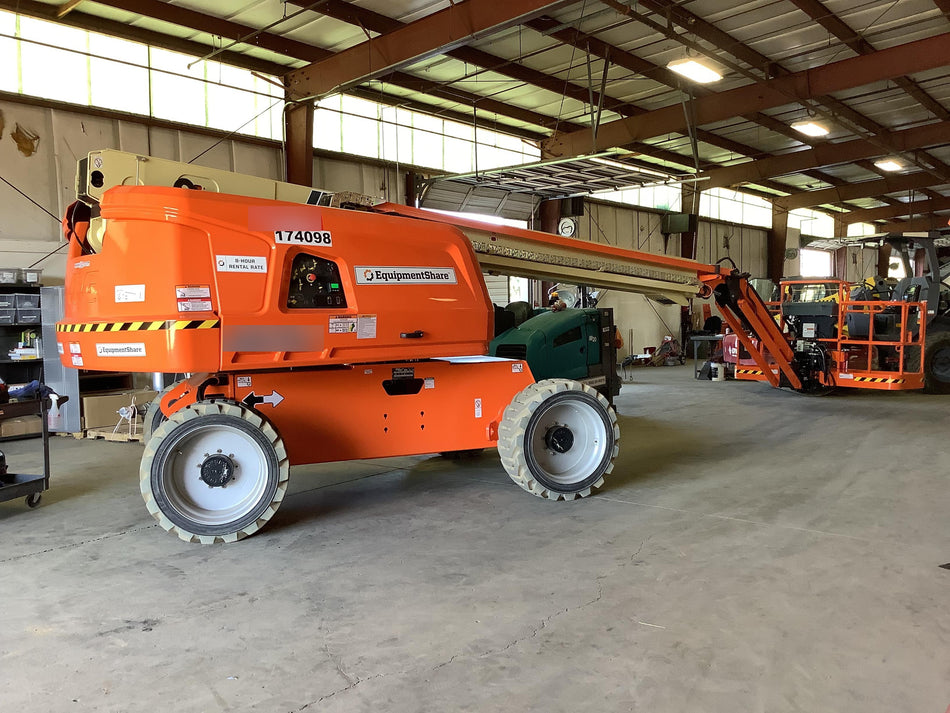 2021 JLG 660SJ