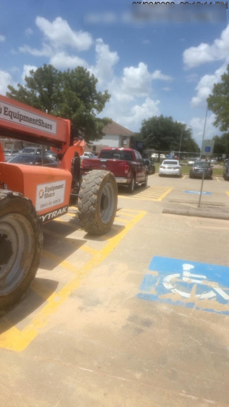 2021 JLG 6036