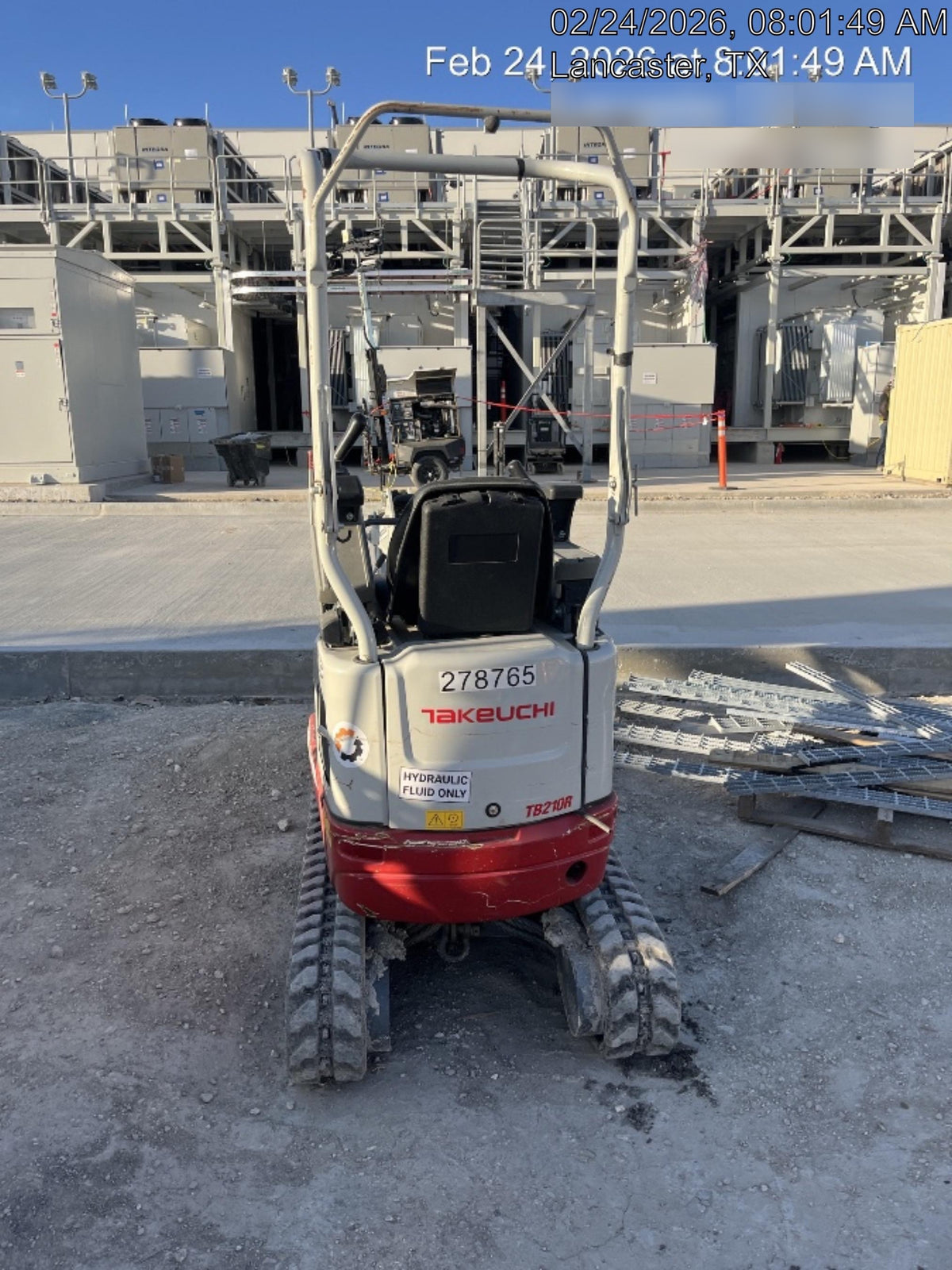 2022 TAKEUCHI TB210R