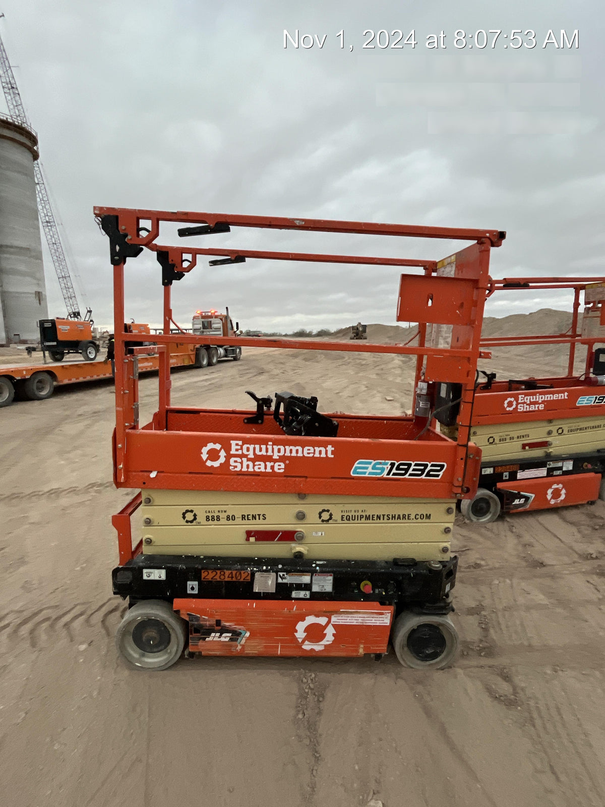 2022 JLG ES1932