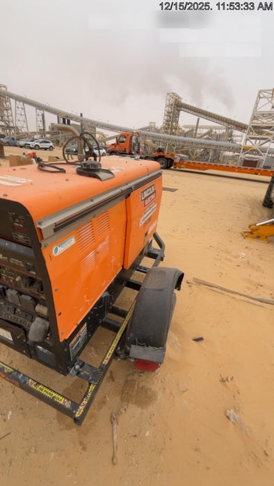 2021 Lincoln Electric Vantage 322 Vantage 322 Ready Pak 3 w/ Telematics & Decals, ORANGE (includes trailer, cable rack, fender light kit)