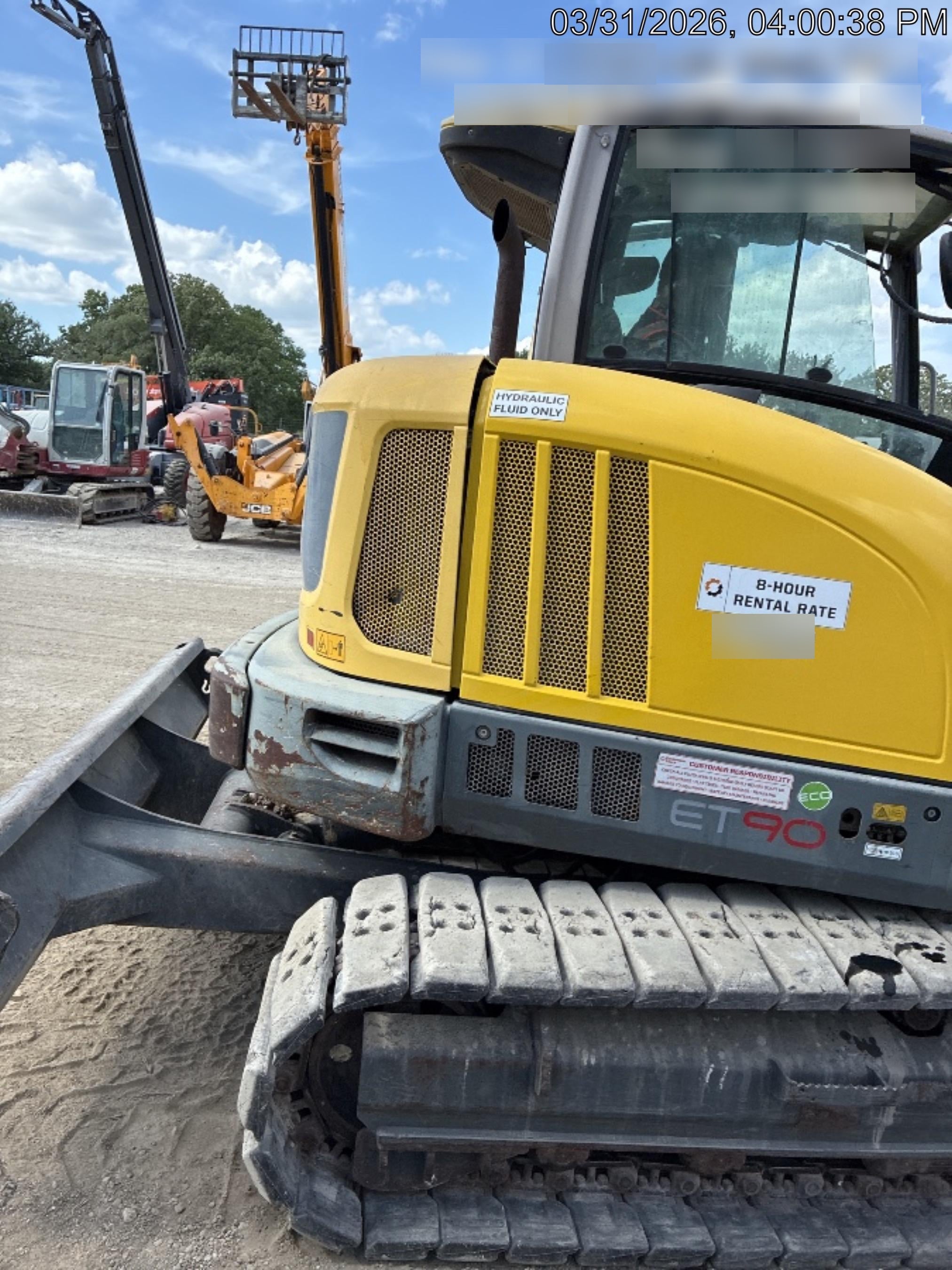 Wacker Neuson ET90 Enclosed Cab, Hybrid Tracks, Long Dipperstick, Bucket